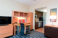 TownePlace Suites Champaign Urbana/Campustown Hotels near Rabbittown Antiques & Artisans