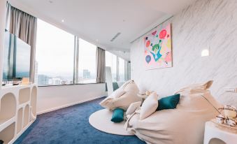 MEISTAY ART GALLERY HOTEL