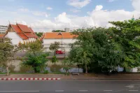 Shapel Hostel and Cafe Hôtels à : 