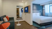Holiday Inn Express Qingdao May Fourth Square Olympic Sailing Center Hotels in Qingdao