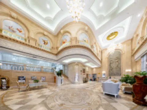 Vienna International Hotel (Fangchenggang Administration Center High-speed ​​Railway Station) Hotels in Fangchenggang