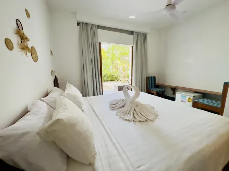 Long Set Resort Отели рядом с достопримечательностью «Као Тауч Бич»