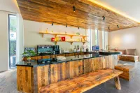 Kangding Zhuyu Bieyuan Homestay