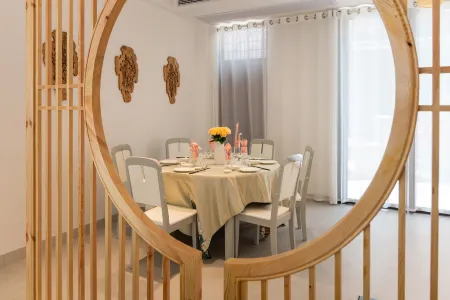 Libo Qizi Oshe · Ancient Town Designer Holiday Home Отели в г. Либо