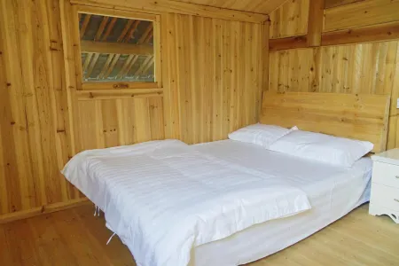 Siheyuan Homestay (Dali Dong Village)