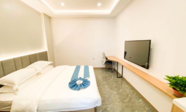 Yiyuan Business Hotel