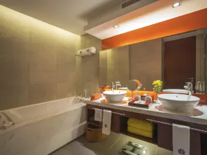 Angsana Lăng Cô