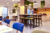 Appart Hotel Odalys City Angers Centre Gare - breakfast