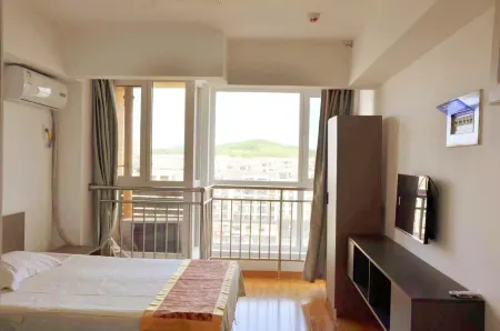 Rushan Sanqing Run'an Hotel Отели рядом с достопримечательностью «Thumb Plaza»