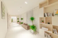 Manxin Guanhu Resort Hotel