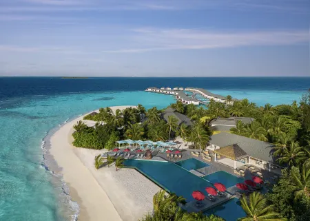 NH Collection Maldives Havodda Resort Отели в г. Meradhoo