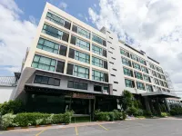 Grand Ratchapruek Hotel Hoteles cerca de Isla Koh Kret