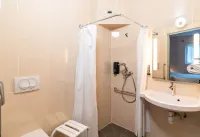 B&B Hotel Limoges 1 Hotels in Bonnac-la-Côte