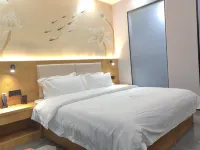 Menglian Yuesu Mangtianlian Hotel