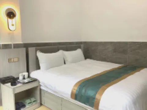 Green Spring Longyun Hotel