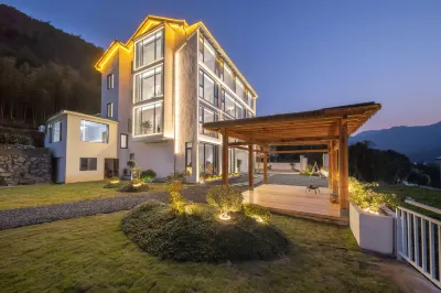 Qingguo Luxury Villa for Parent-child Vacation in Anji (Longwangshan Gorge Drifting Store) Hotels in Longwang Mountain/Zhebei Grand Canyon