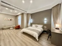 F World Conference Center Hotel (Wuhan Tianhe Airport Julong Avenue Subway Station Branch) Hoteles en Wuhan