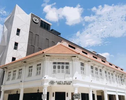 Santa Grand Hotel East Coast - a NuVe Group Collection Hotels near Katong