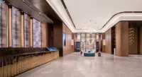 Crystal Orange Hanzhong Railway Station Center Square Hotel