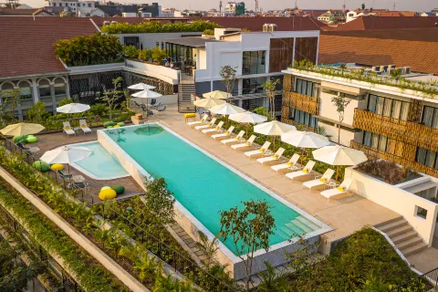 The Aviary Hotel