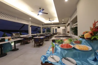 Tuana Hotels Brook Pool Access Отели рядом с достопримечательностью «Ao Makham Minimart»