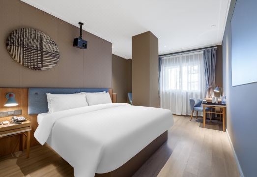 4. 홈인 호텔 ·n..