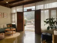 Hefeng Heyuqianxun Homestay