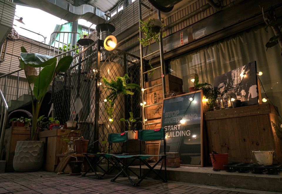 시먼 덕스테이 호스텔 객실 내부 이미지