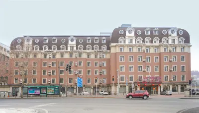 1896 Hotel (Dalian Railway Station Russian Style Street Store) Hotel a Qingniwaqiao and Dalian Railway Station