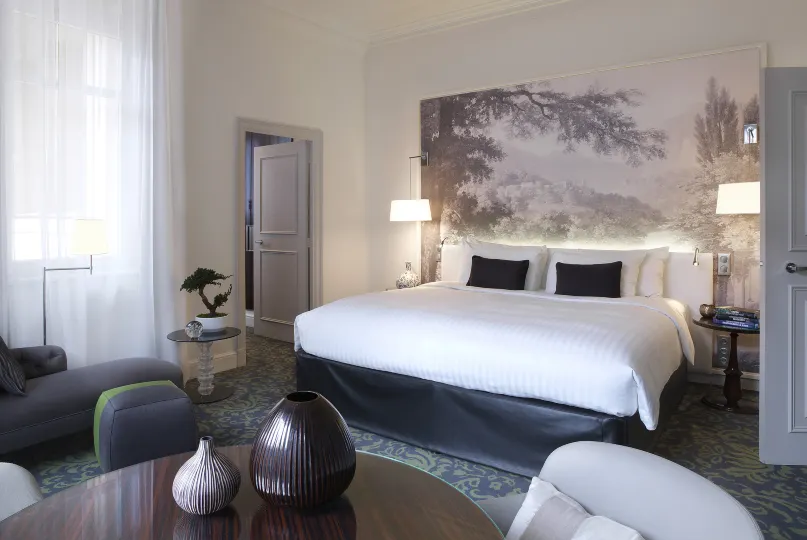 巴黎16區諾貝爾埃菲爾鐵塔萬麗飯店