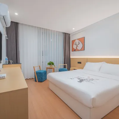 Ya'an Yujian Homestay (Sichuan Agricultural University) Hotels near Yazhou Lounge Bridge