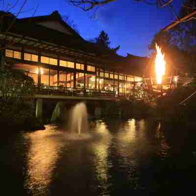 Tsurumaki Onsen Motoyu Jinya Hotel Exterior