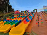 Xinfeng Fengxi Valley Resort