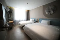 Home Inn·NEO (Wuxi Wangzhuang Road Subway Station Xindi Holiday Plaza Branch) Отели в г. Зона развития высоких технологий