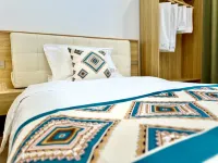 Turpan Momingpinju Homestay (Grape Valley Scenic Area Qingwa Lane)