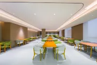 โรงแรม HanTing (เอาท์เล็ท เซี่ยซา ไห่หนิง)