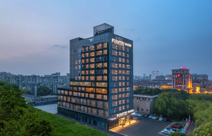 Country Inn & Suites by Radisson Hotel (Suzhou Zhangjiagang Jiyang Lake Mambat Plaza)
