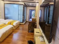 Yufeng Family Hotel Hotel di Lhozhag County