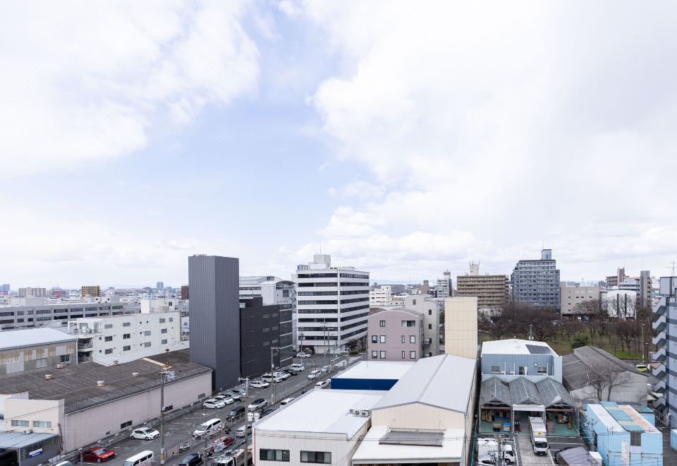 4. 더 셀렉톤 히가..