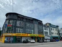 查裡頓飯店-努沙貝斯塔裡 武吉英达附近的飯店