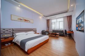 Tie Lv Holiday Hotel (Guangzhou South Railway Station)