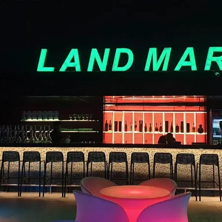 Grand Park Hotel