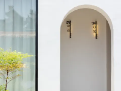 宏村溪雲映月·リゾートコレクションスマート高端設計師民宿 黟県のホテル