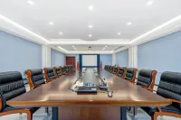 Ewenke Flag Camphor Pine Business Hotel Hotels in Ewenki Autonomous Banner