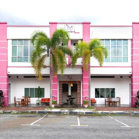 Maleeq Hotel Meru Ipoh