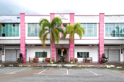 Maleeq Hotel Meru Ipoh Hotels in Sayong