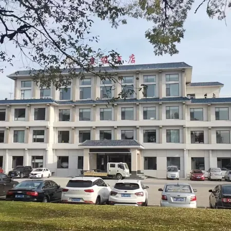 Juemt Hotel
