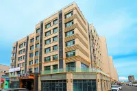 Echarm Hotel (Karamay Xinsi Road Plaza) Hôtels à proximité de : Hongxing Commercial Street