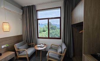 Chayuanli Hongyuan Hongbiancha Homestay