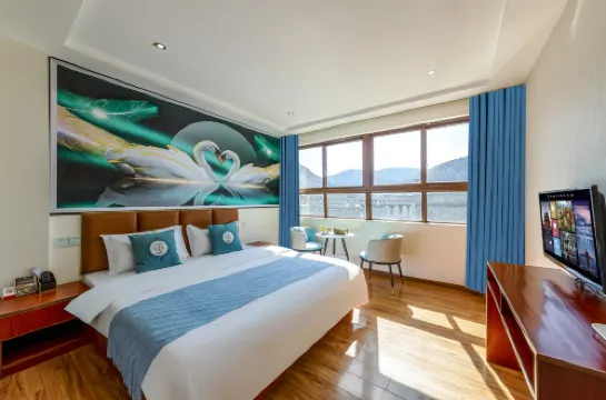 Daocheng Daruiyi Station Homestay